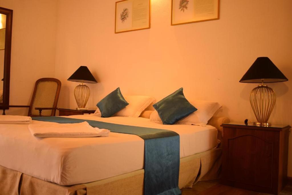 Forest Edge Hotel Ginigathena エクステリア 写真